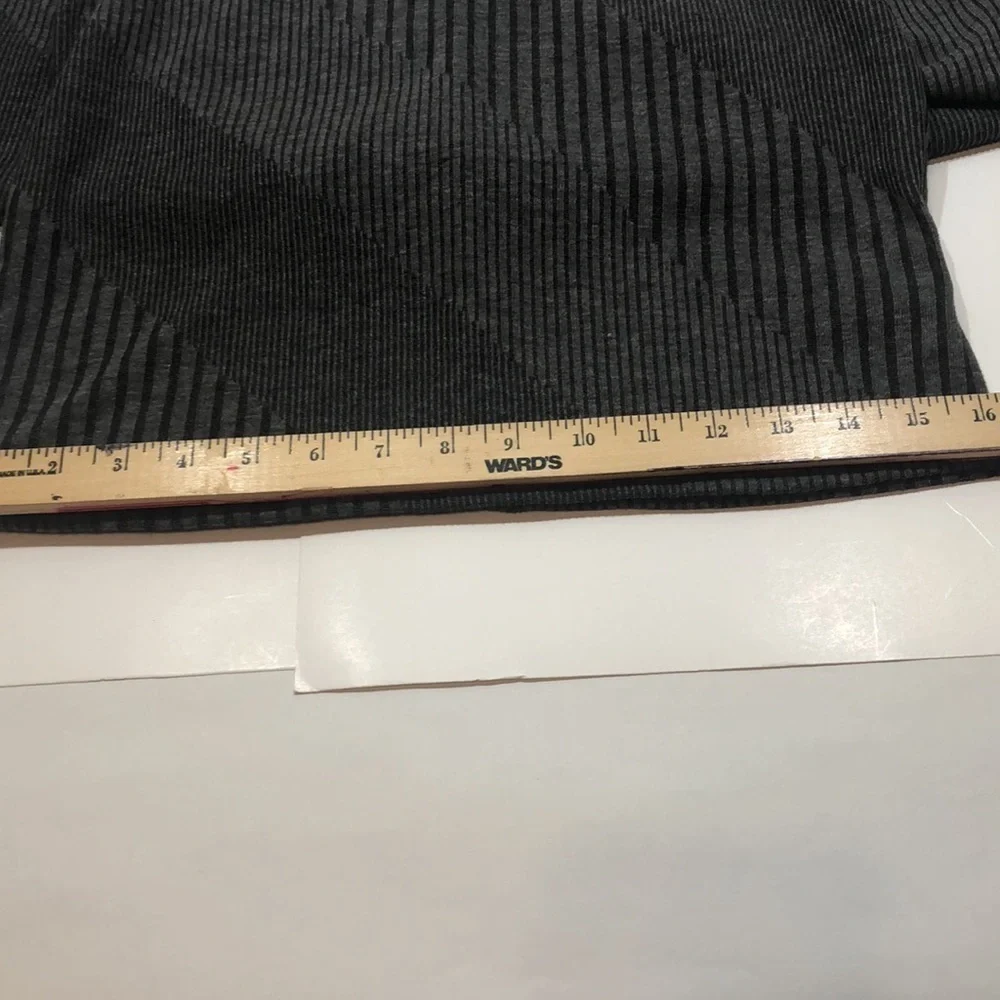 Embrace Los Angeles Women's Top with strappy back. Gray Size L - Picture 7 of 7